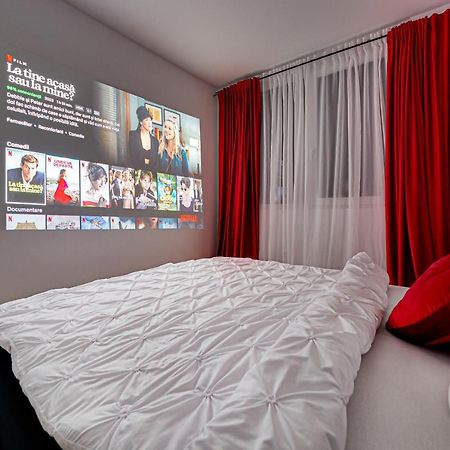 דירות אראד Ari Cinema Apartament With 2M Videoproiector מראה חיצוני תמונה