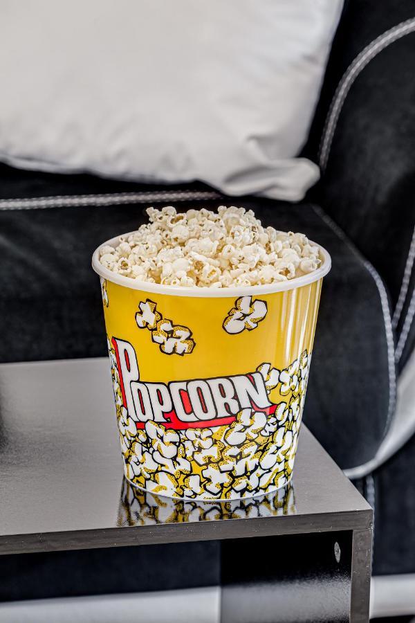דירות אראד Ari Cinema Apartament With 2M Videoproiector מראה חיצוני תמונה