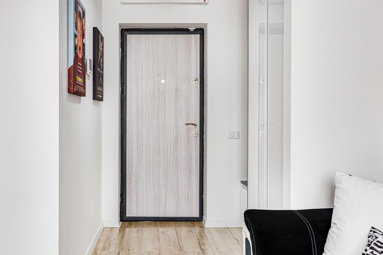 דירות אראד Ari Cinema Apartament With 2M Videoproiector מראה חיצוני תמונה